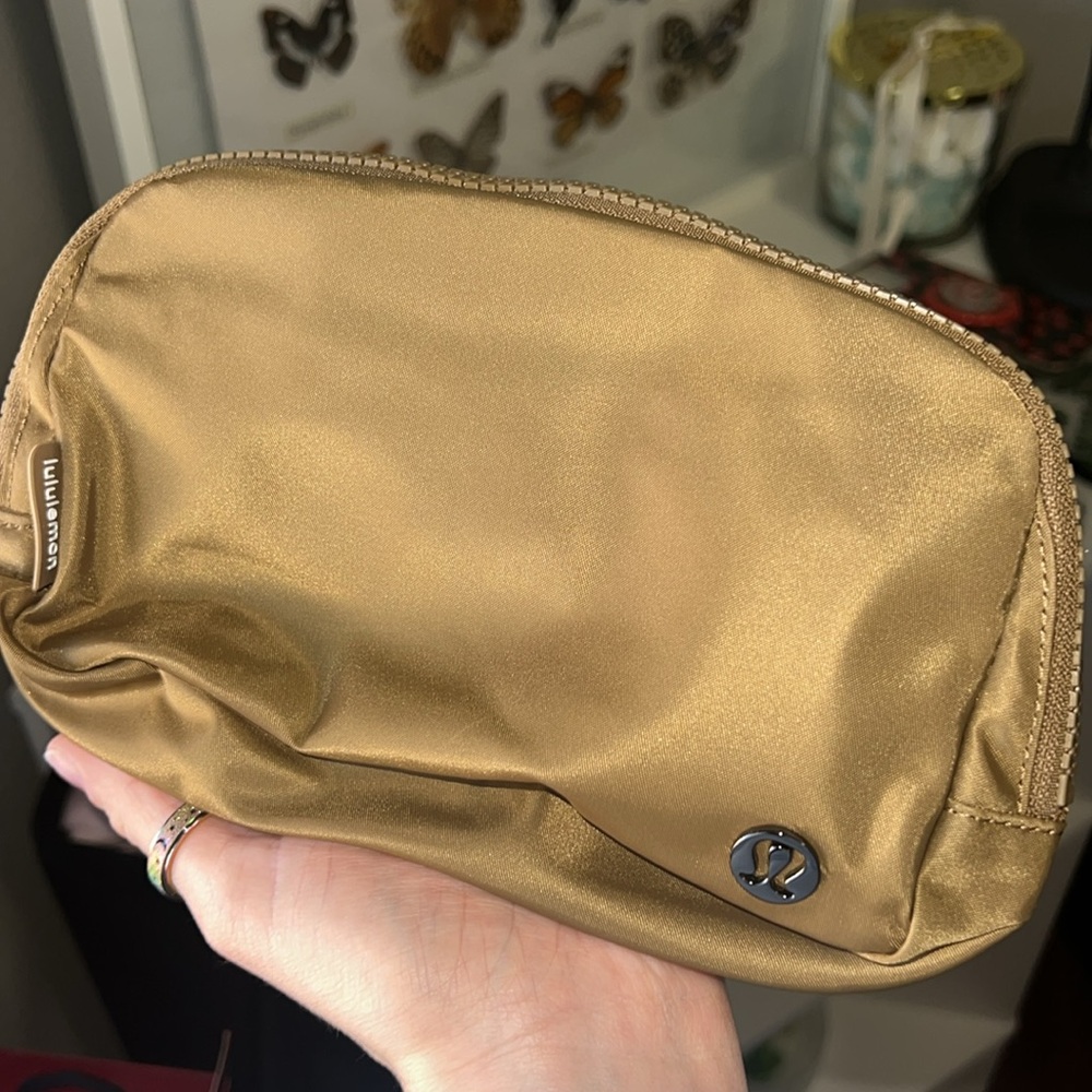 Burnt Caramel Lululemon Belt Bag